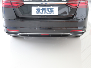 2018款1.5L CVT向上互联版 排气管