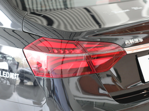 2018款1.5L CVT向上互联版 细节外观