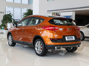 2018款运动版 1.4T DCT领尚型 左后45度