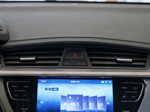 2018款运动版 1.4T DCT领尚型 空调出风口