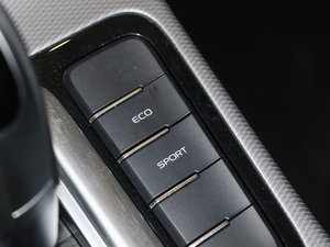 2018款运动版 1.4T DCT领尚型 中控区