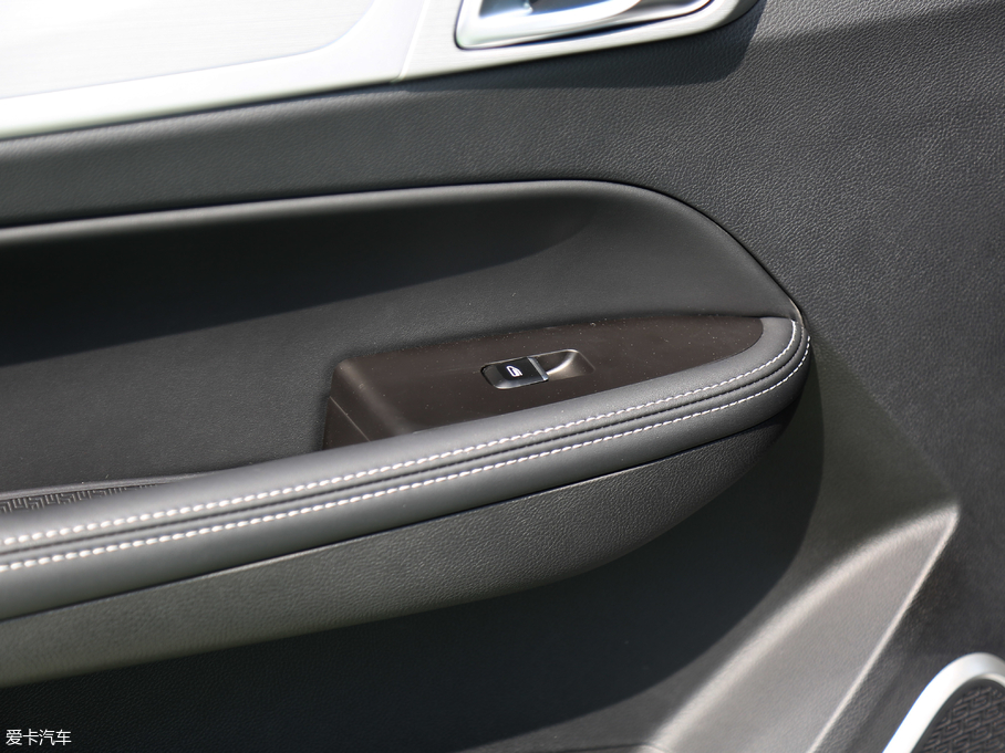 2018���h(yu��n)��X6 1.8L �ք�(d��ng)4G��(li��n)���F��