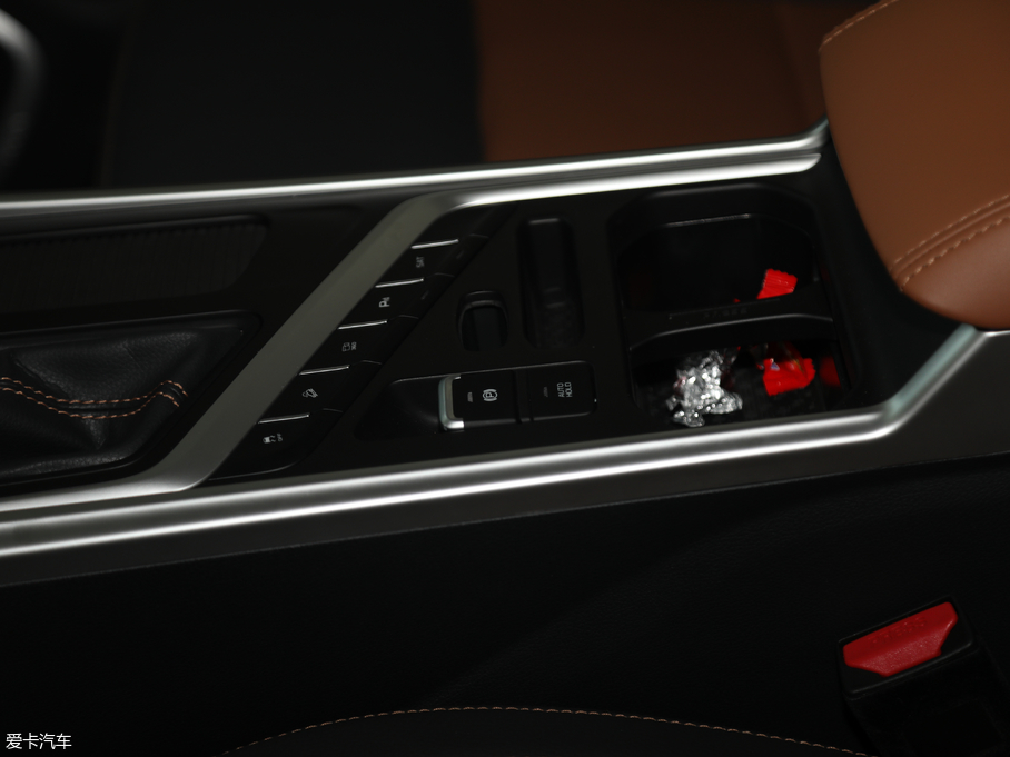 2018hX6 1.4T CVT 4G(lin)Ş