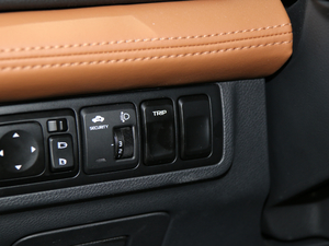 20181.4T CVT 4GŞ п؅^