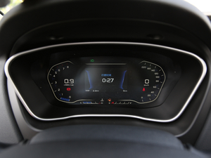 2018款1.8L 手动4G互联尊贵型 仪表