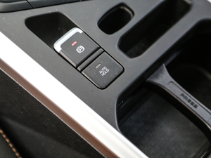 20181.4T CVT 4GŞ п؅^