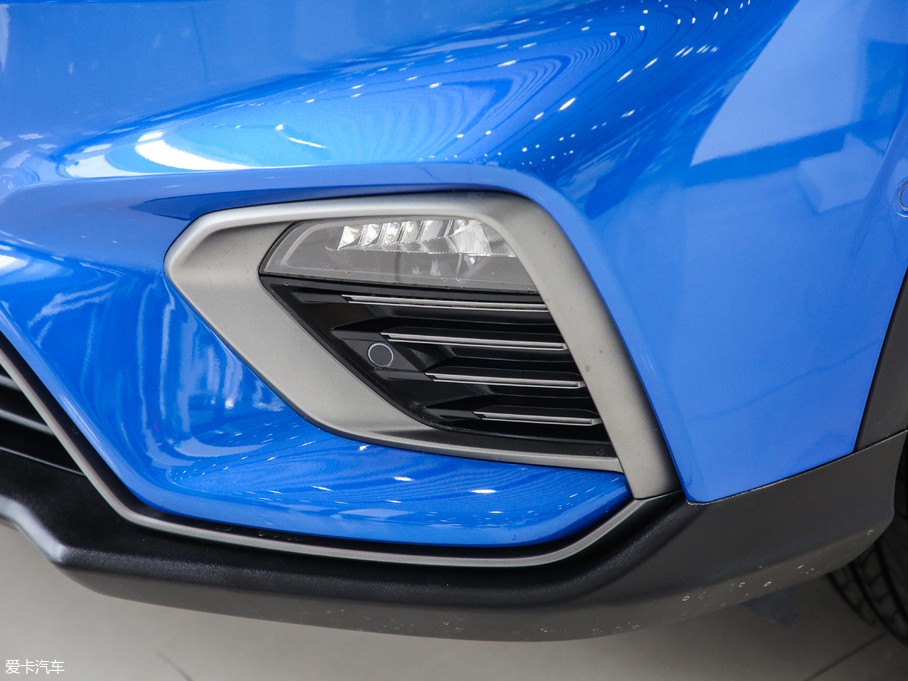 2019_ԽPHEV 260T DCT Battle