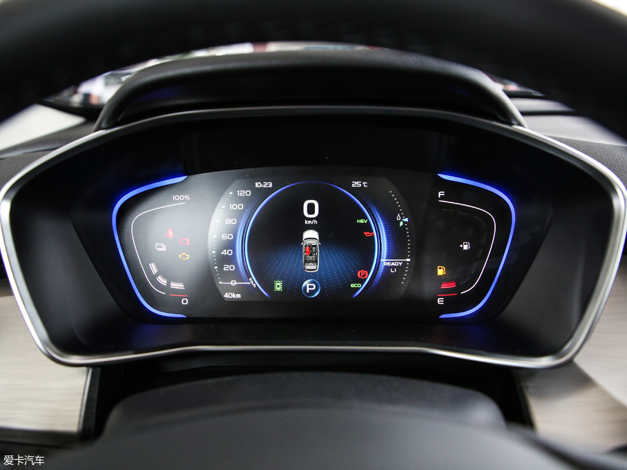 2019_ԽPHEV 260T DCT Battle