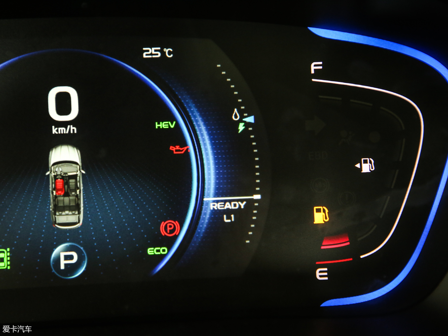 2019_ԽPHEV 260T DCT Battle