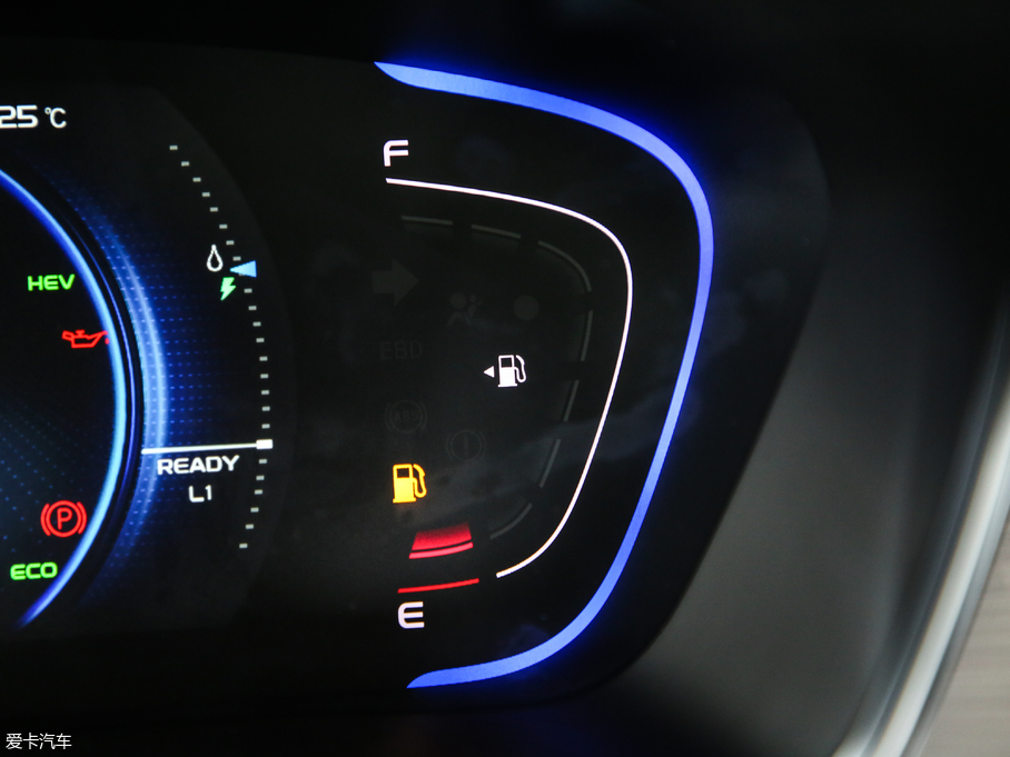 2019_ԽPHEV 260T DCT Battle