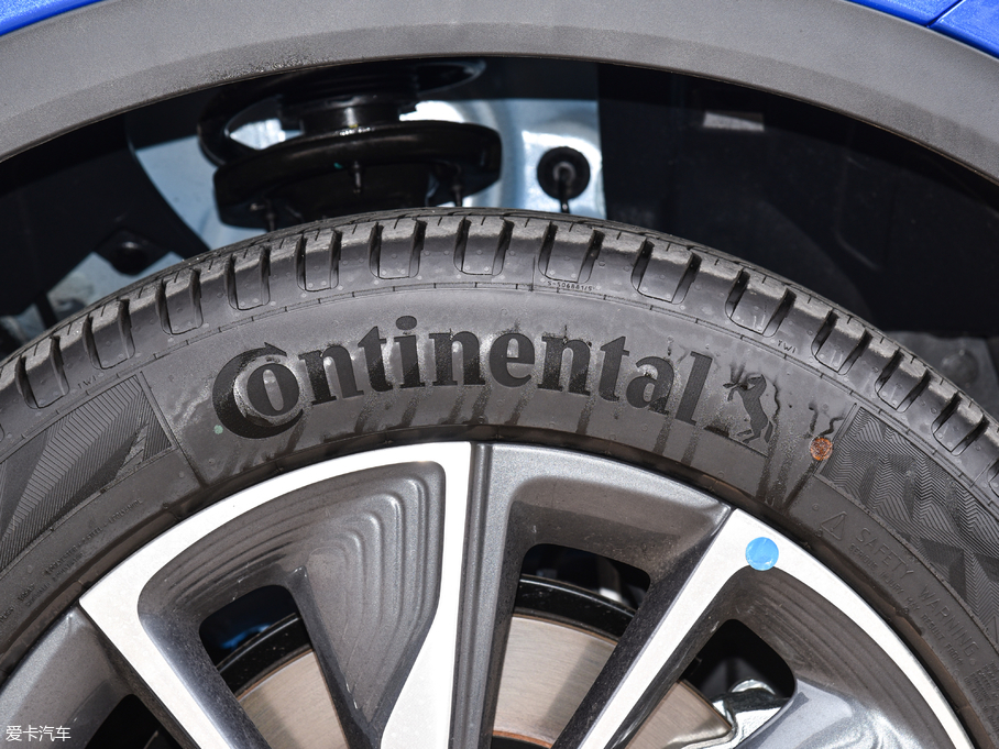 2019_ԽPHEV 260T DCT Battle