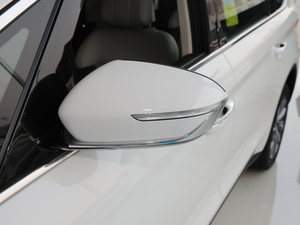 20191.5TD MHEV DCT ^