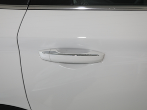 20191.5TD MHEV DCT ^