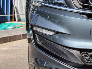 20191.5TD MHEV DCT ^