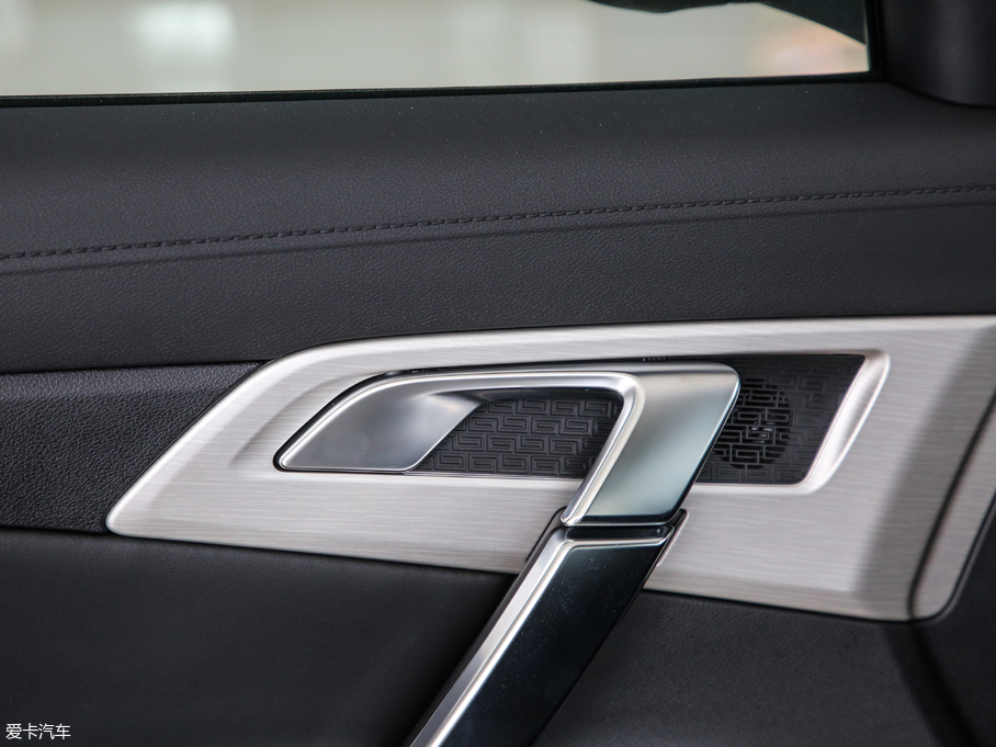 2020Խ 1.8TD DCT4G