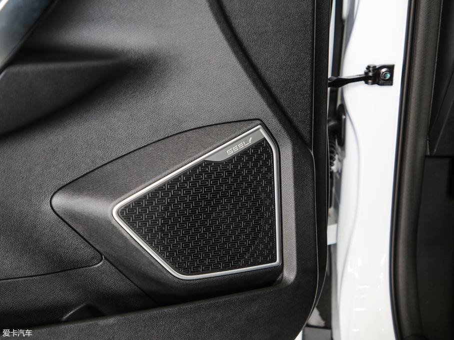 2020Խ 1.8TD DCT4G