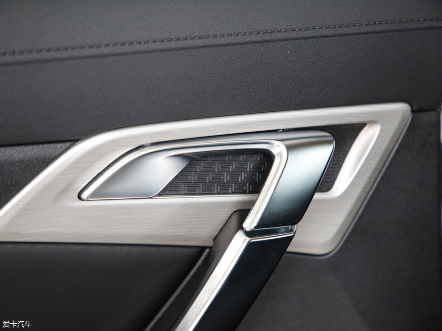 2020Խ 1.8TD DCT(q)(lin)4G(lin)