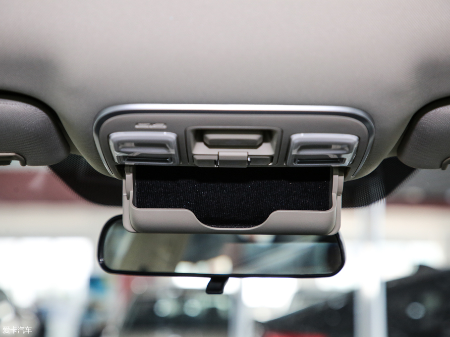 2020Խ 1.8TD DCT4G