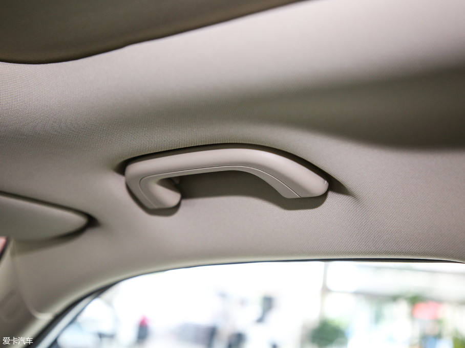 2020Խ 1.8TD DCT4G