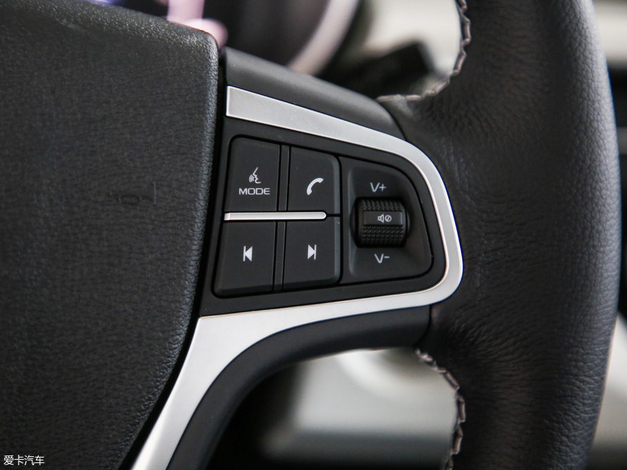 2020Խ 1.8TD DCT4G