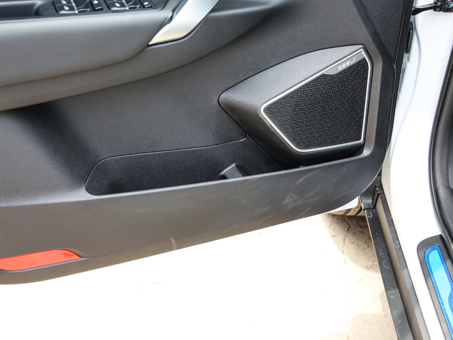 2020Խ 1.8TD DCT4G