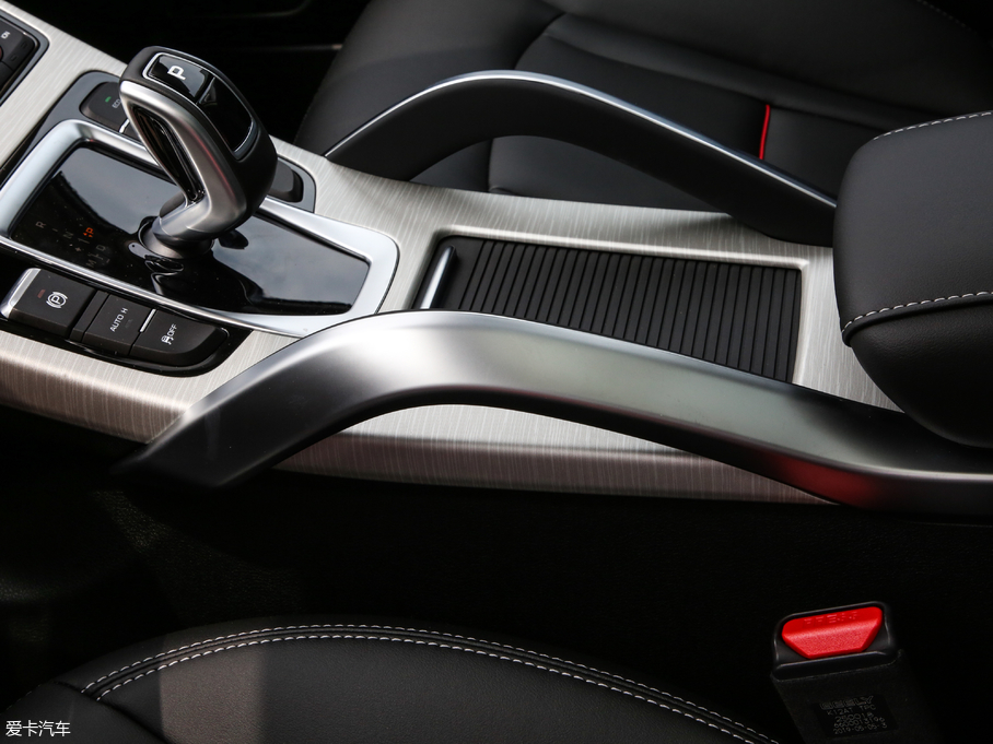 2020Խ 1.8TD DCT4G