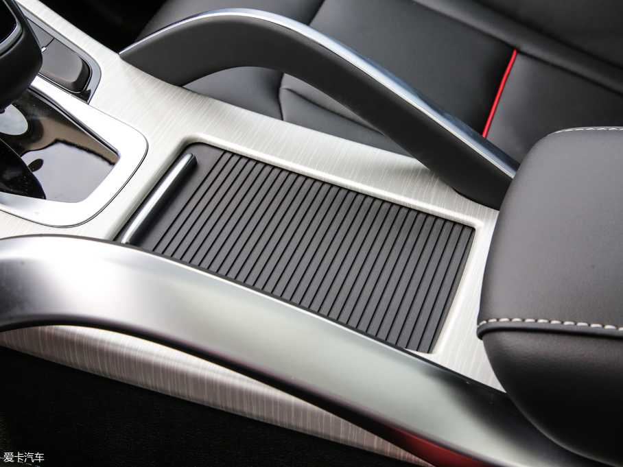 2020Խ 1.8TD DCT4G