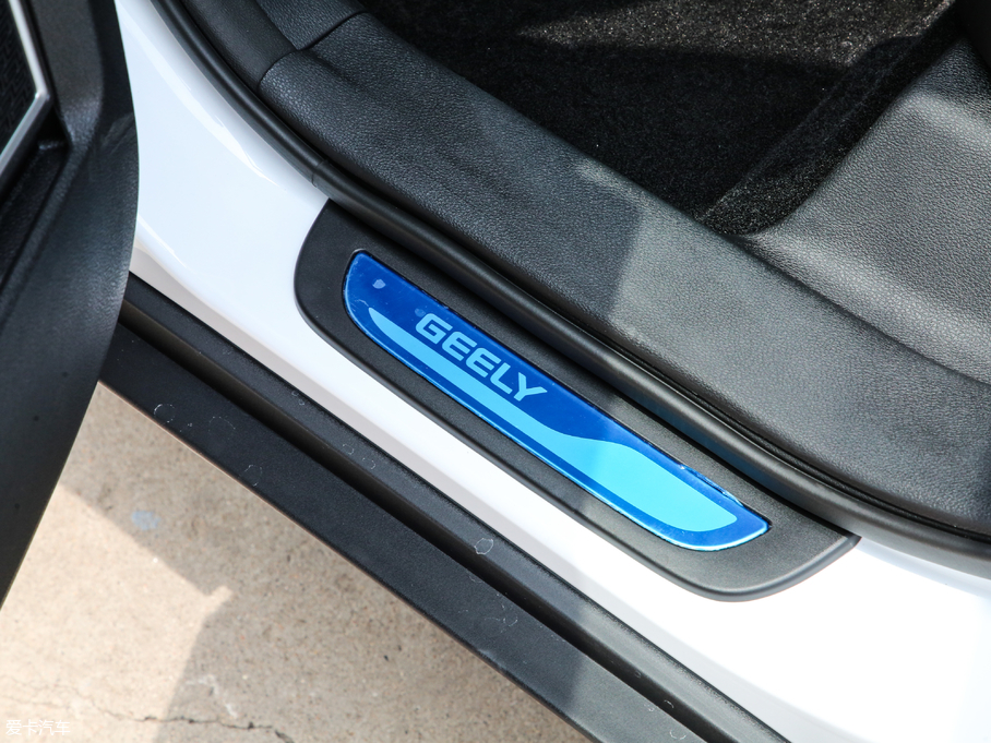 2020Խ 1.8TD DCT4G