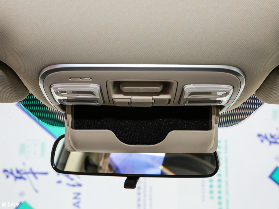 2020Խ 1.8TD DCT4G