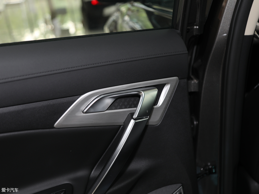 2020Խ 1.8TD DCT4G