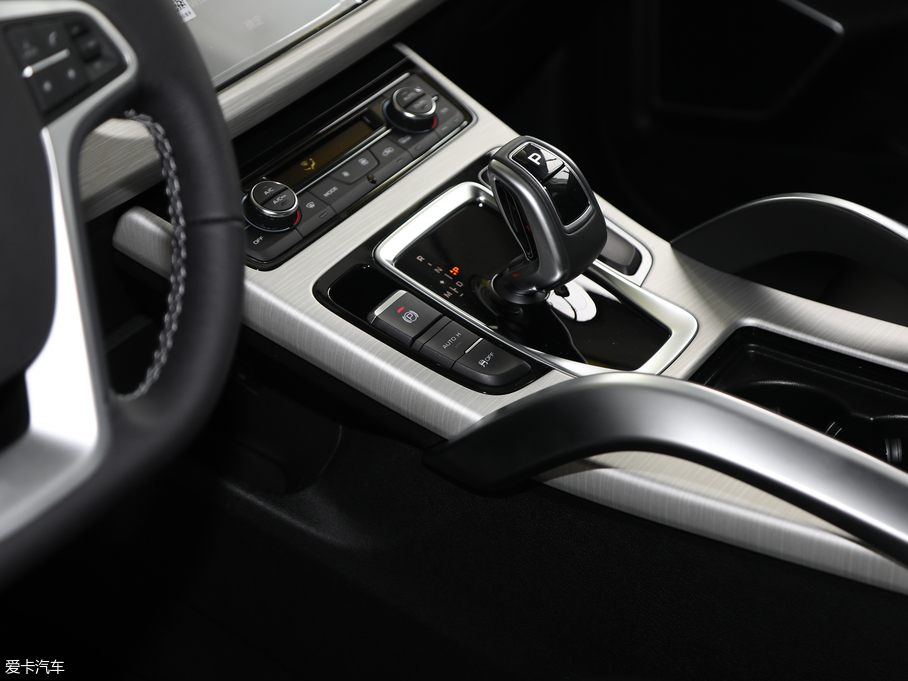 2020Խ 1.8TD DCT4G