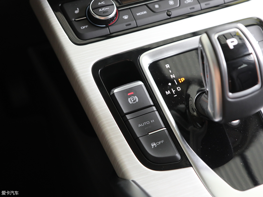 2020Խ 1.8TD DCT4G