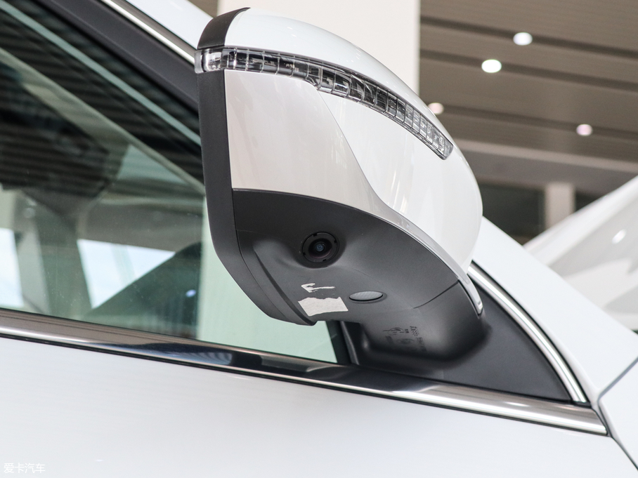 2020Խ 1.8TD DCTIPRO