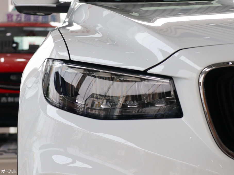 2020Խ 1.8TD DCTIPRO