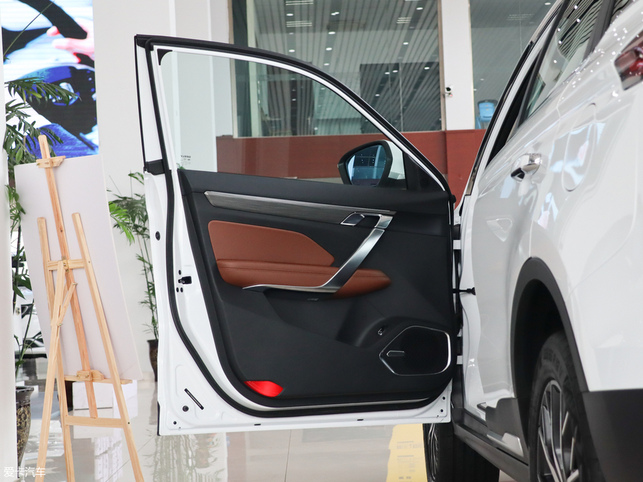 2020Խ 1.8TD DCTIPRO