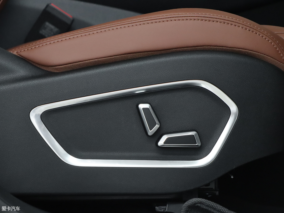 2020Խ 1.8TD DCTI(lng)PRO