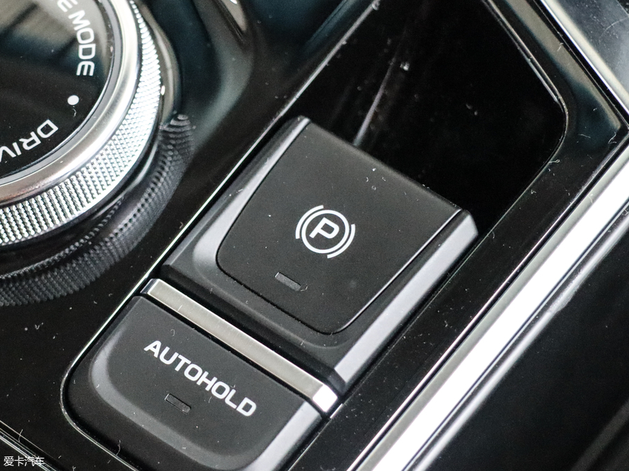 2020Խ 1.8TD DCTIPRO