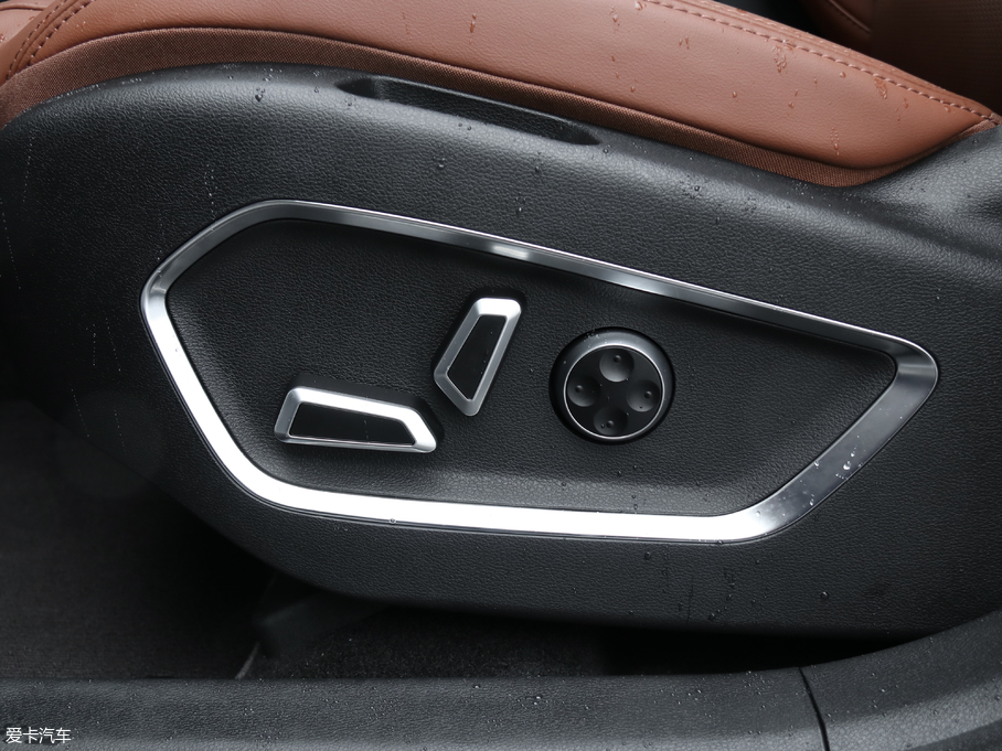 2020Խ 1.8TD DCTIPRO