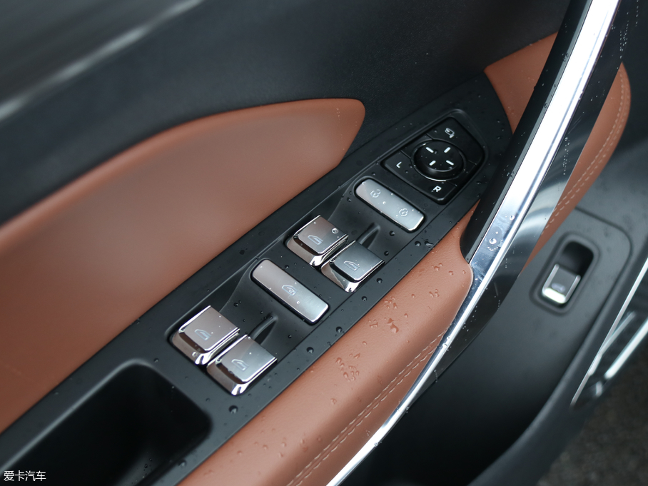 2020Խ 1.8TD DCTIPRO