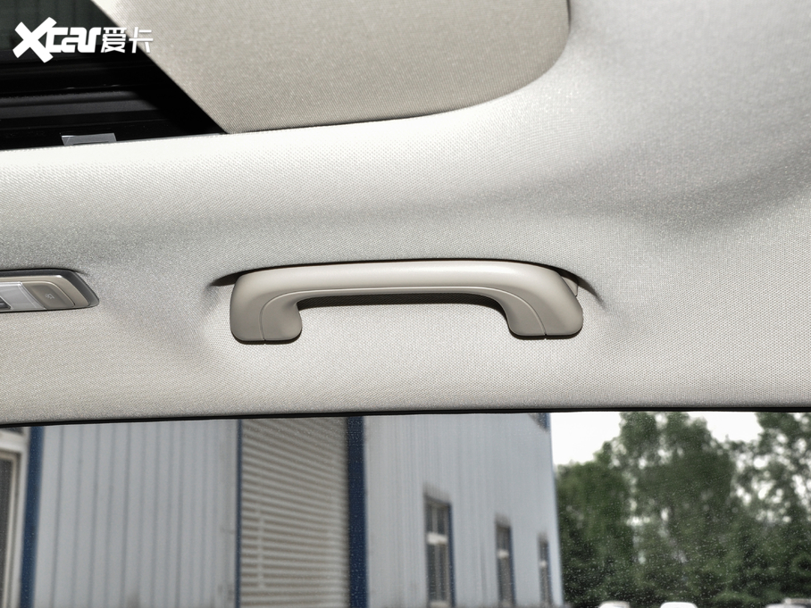 2020Խ 1.8TD DCT(q)