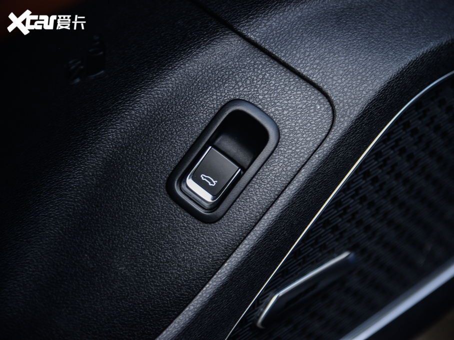 2020Խ 1.8TD DCTIPRO