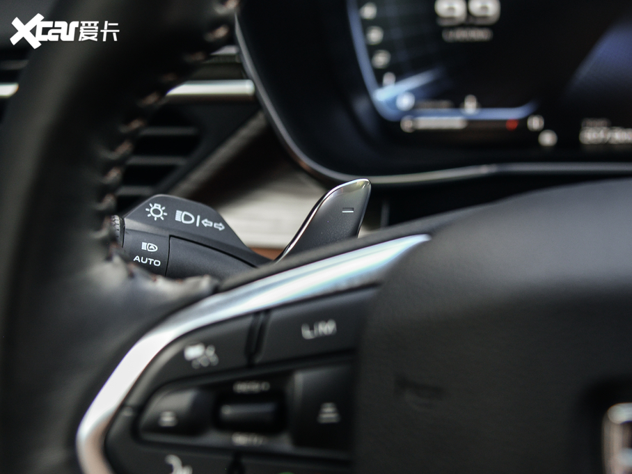 2020Խ 1.8TD DCTIPRO