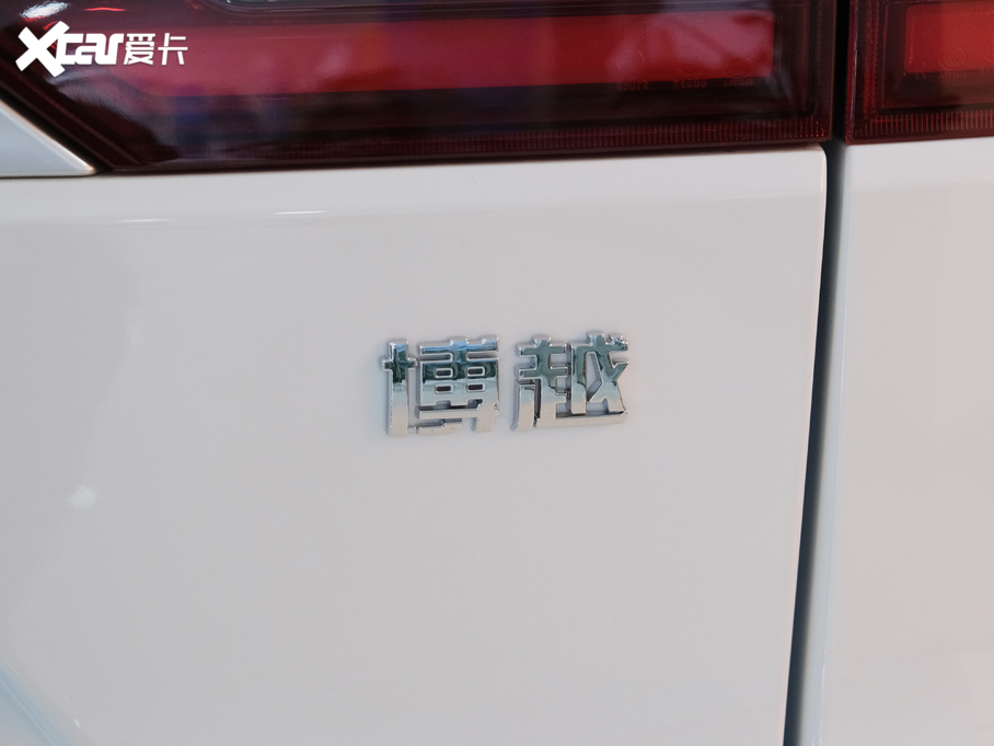 2021Խ f 1.8TD DCTm