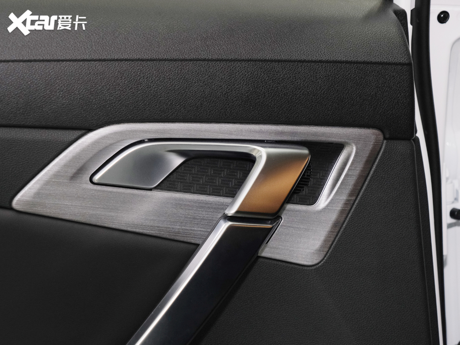 2020Խ f 1.8TD DCT(q)m