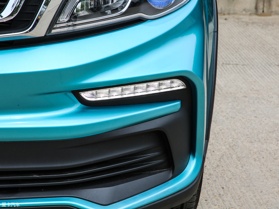 2019���h��X3 ������ 1.5L CVT���F��