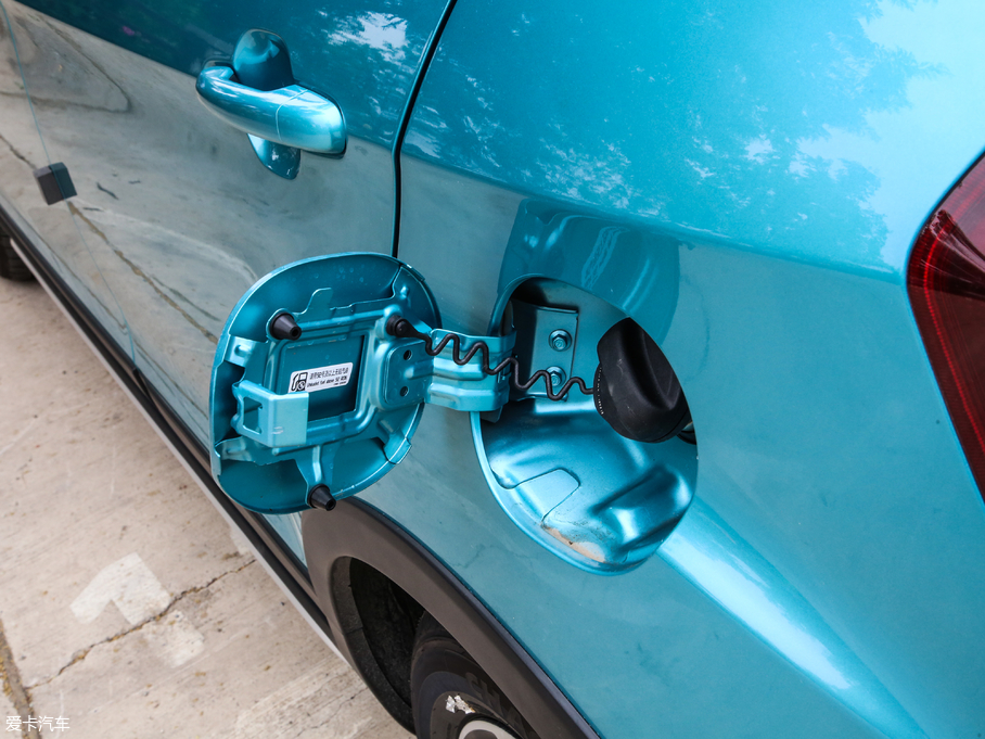 2019���h��X3 ������ 1.5L CVT���F��