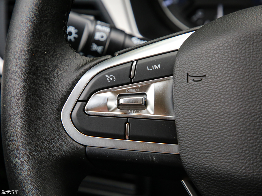 2019���h(yu��n)��X3 ����(j��)�� 1.5L CVT���F��