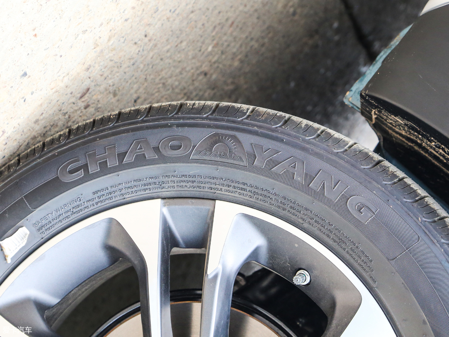 2019���h��X3 ������ 1.5L CVT���F��