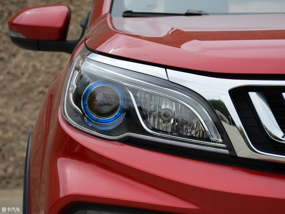 2019���h��X3 ������ 1.5L CVT���F��