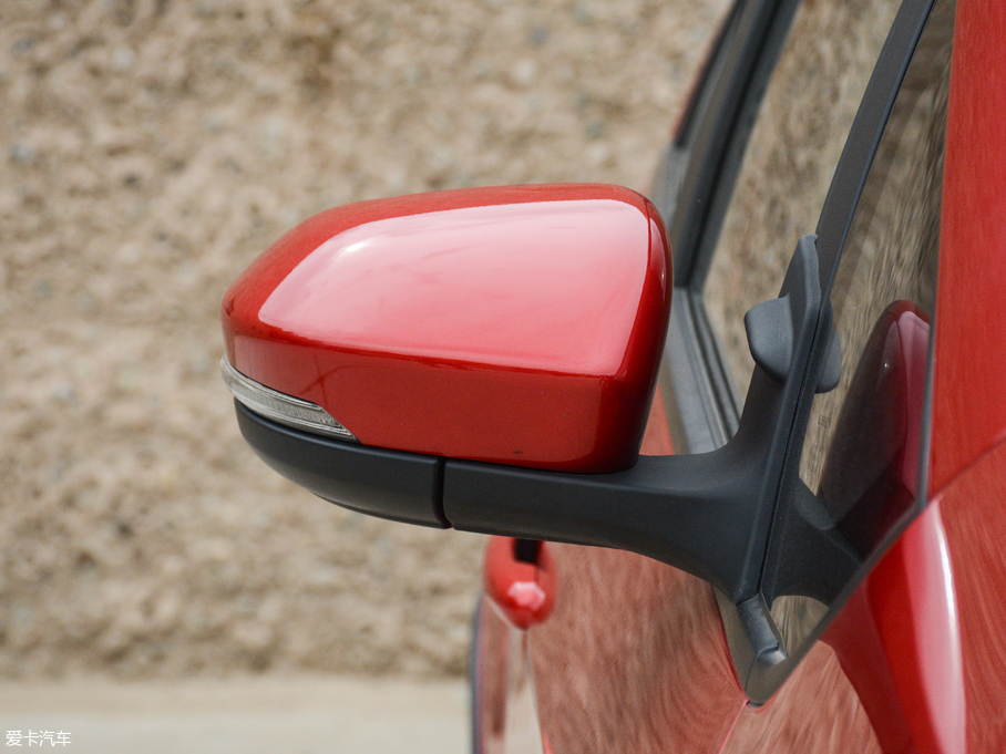 2019���h��X3 ������ 1.5L CVT���F��